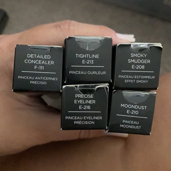 Urban decay brushes - Picture 3 of 4